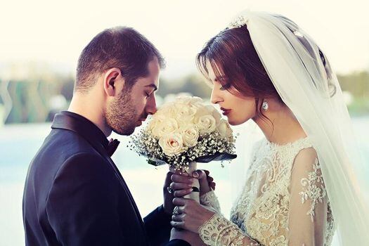 El matrimonio se realiza a través de plataformas de videollamadas y permite tener muchos invitados en línea / Fotos: Pixabay