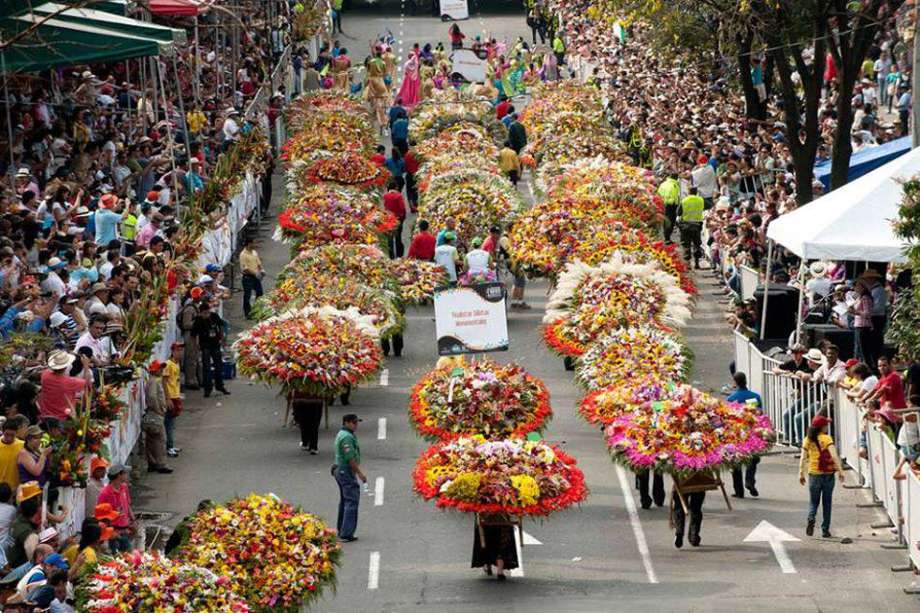 El "Desfile de Silleteros" es el evento fundacional de la Feria de las Flores, que nación en el años 1957. 