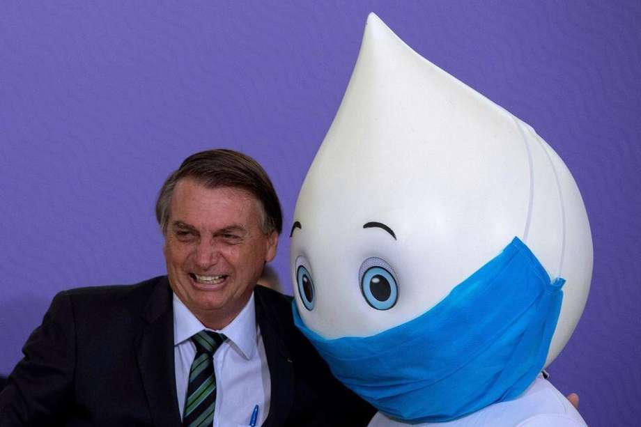 El presidente de Brasil, Jair Bolsonaro, vuelve a hacerlo: dijo que la mejor vacuna contra el coronavirus era el propio virus. / EFE
