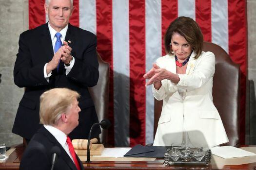 Trump intensificó en los últimos meses la tensión con los demócratas, liderados en el Congreso por Nancy Pelosi. / AP