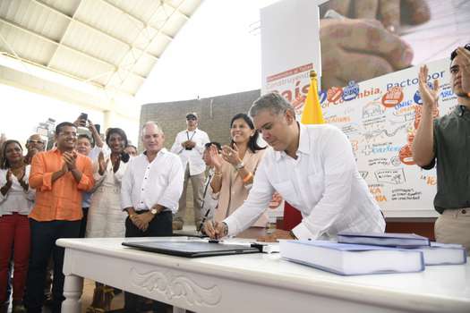 El presidente Iván Duque sancionó este sábado, desde Valledupar, el Plan Nacional de Desarrollo. / SIG