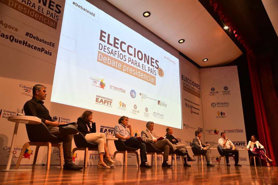 En el debate los grandes ausentes fueron Gustavo Petro y Federico Gutiérrez "Fico".
