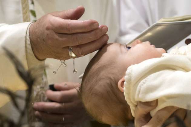 Se acabaron los padrinos en los bautizos en tres diócesis del sur de Italia 