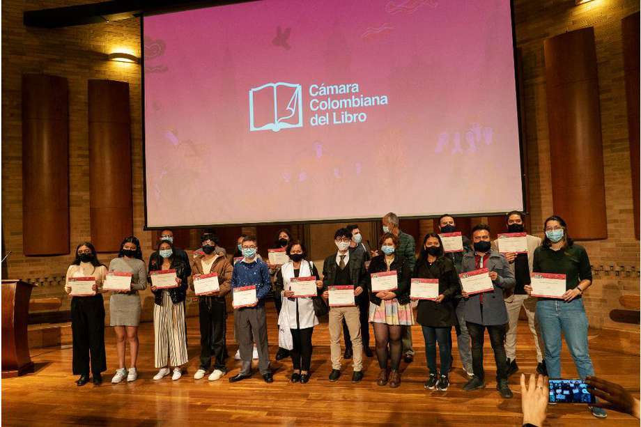 Foto de la ceremonia de premiación de la quinta versión de “Bogotá en 100 palabras” realizada en la Biblioteca Pública Virgilio Barco.