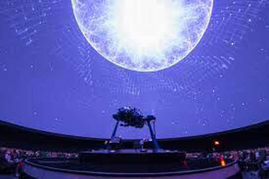 El Planetario de Bogotá cada semana llega con una diversa y completa programación para disfrutar desde casa.
