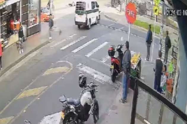 Familia de motociclista atropellado por patrulla de Policía exige justicia 