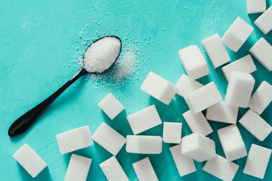 El azúcar se ha identificado que puede llegar a ser tan adictivo como muchas drogas.