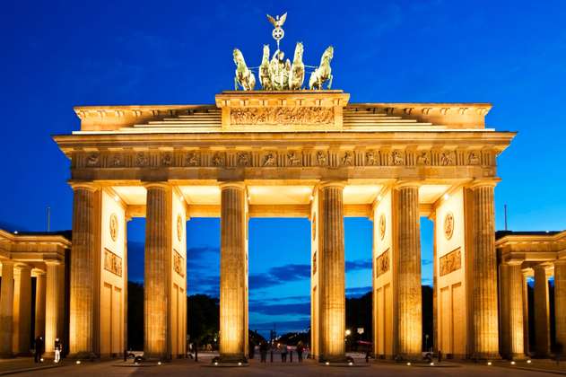 La puerta de Brandenburgo: la insignia del renacer alemán