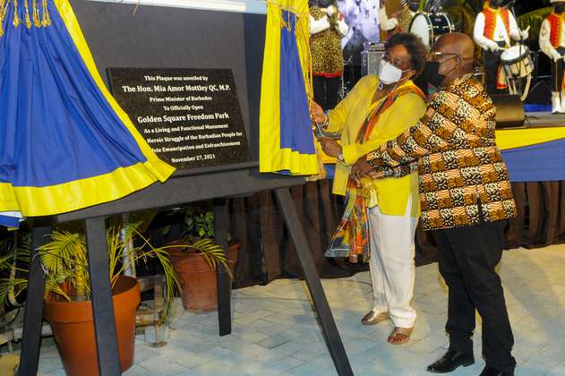 Barbados abandona la monarquía británica para convertirse en república