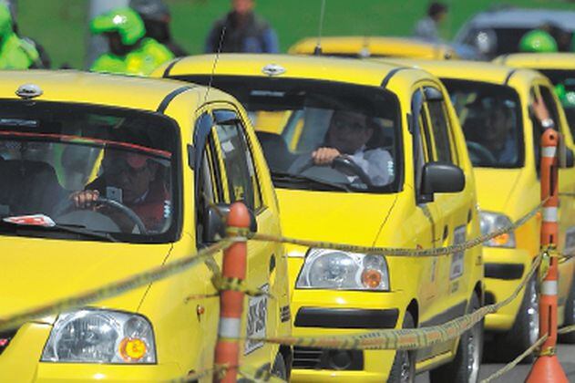 Taxistas piden que “bombillo de pánico” sea obligatorio ante inseguridad en Cali