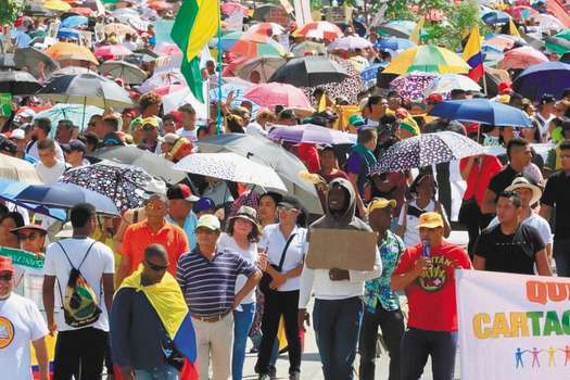 Los vendedores informales han salido a manifestarse en el último mes en contra del decreto que reglamentaría el uso del espacio público. / Cedetrabajo