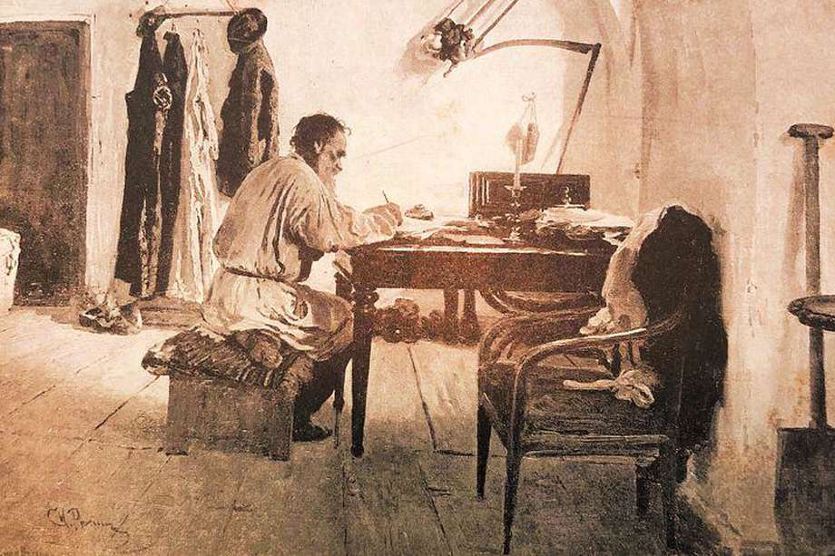 Ilustración de León Tolstói escribiendo. El autor afirmaba que "creer en una idea exige vivirla". 