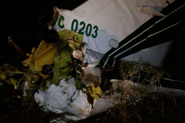 Santos lamenta muerte de cuatro policías en un accidente aéreo