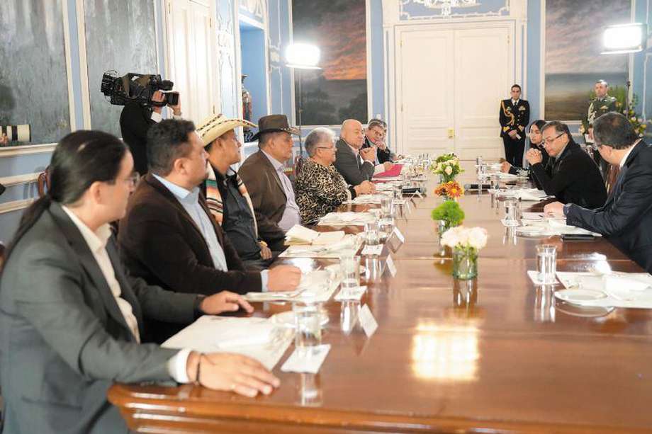 El presidente Petro se reunió el pasado 5 de octubre con miembros de las antiguas Farc y las curules de paz. / Presidencia