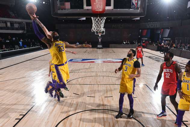 Los Lakers quedaron a un paso de la final de la Conferencia Oeste de la NBA