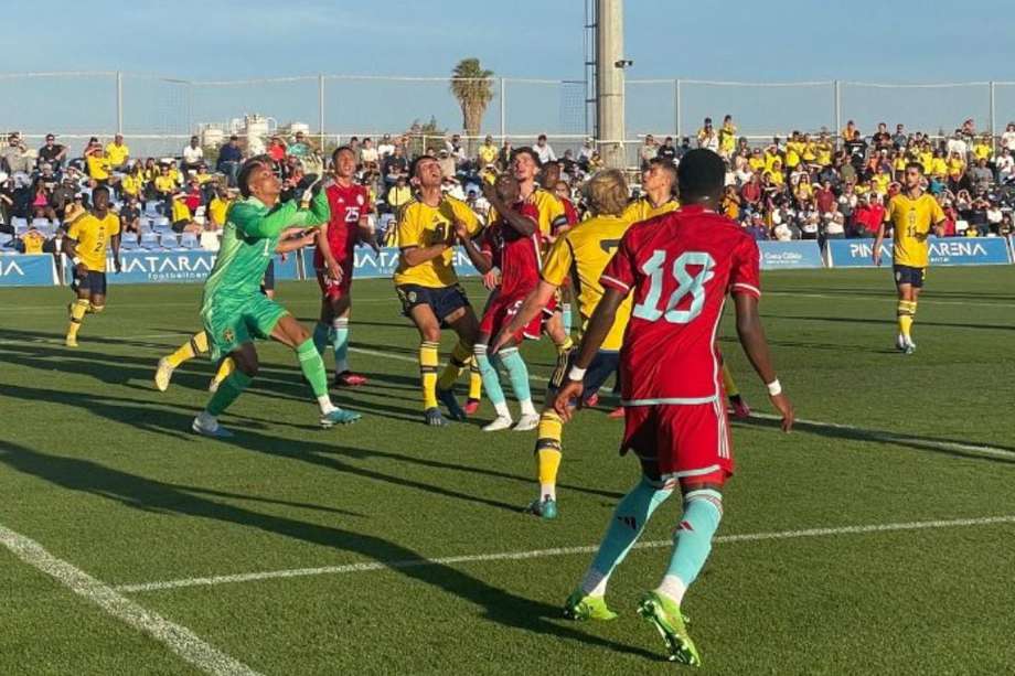 Imágenes del duelo entre las selecciones Sub-20 de Suecia y Colombia.