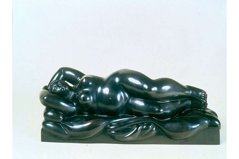 La "Mujer reclinada", de Fernando Botero, fue terminada en 2007.
