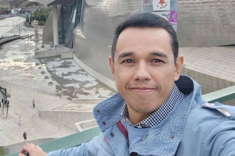 Diego Guauque, periodista de 'Séptimo Día', compartió con sus seguidores los detalles del primer día de su quimioterapia.