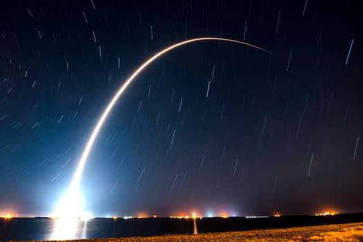 Más de 50 satélites Starlink, de SpaceX, la empresa de Elon Musk, fueron lanzados durante una misión llevada a cabo el 28 de diciembre de 2022. La empresa, que ya tiene más de 3.000 satélites en órbita, espera lanzar 30.000 más.