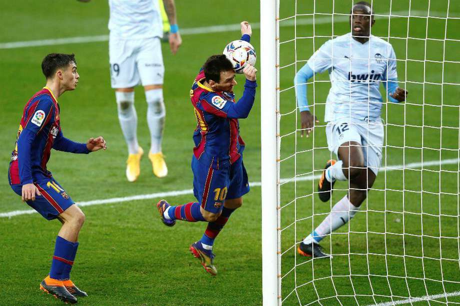 De golpe de cabeza fue el gol número 643  del  argentino Lionel Messi con la camiseta del Barcelona.