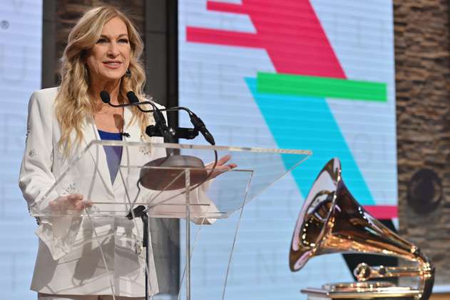 Expresidenta de los premios Grammy presenta demanda por discriminación y acoso sexual