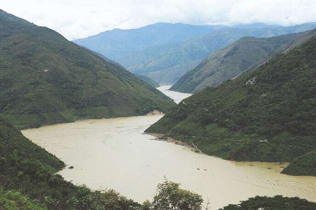 Encuentran cuerpos de dos menores que naufragaron en el río Cauca