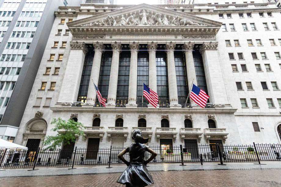 La estatua Fearless Girl frente a la Bolsa de Nueva York (NYSE).