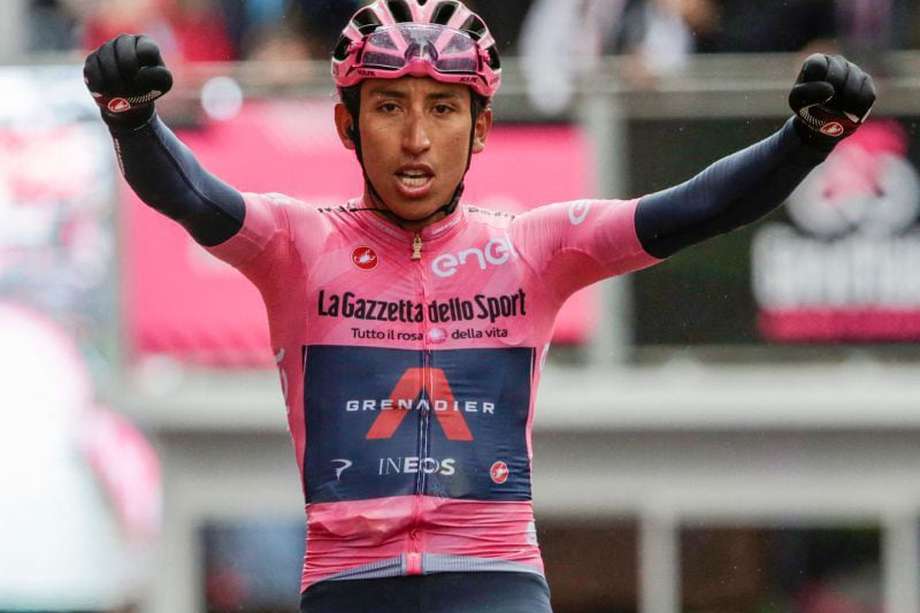  En una espectacular actuación, Egan Bernal logró su segundo triunfo de etapa en el Giro de Italia 2021.  / AFP