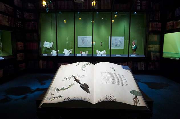 Biblioteca Británica exhibe el mundo de Harry Potter y su magia