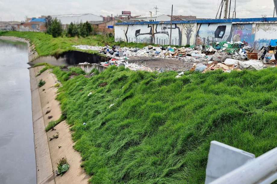 Personería de Bogotá solicita a los ciudadanos tener un buen manejo de los residuos sólidos en época de lluvias.
