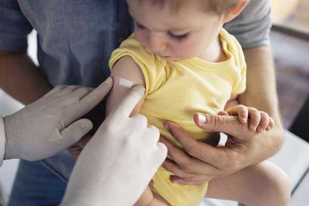 Secretario de Salud de Bogotá anunció déficit en vacunas covid-19 para niños