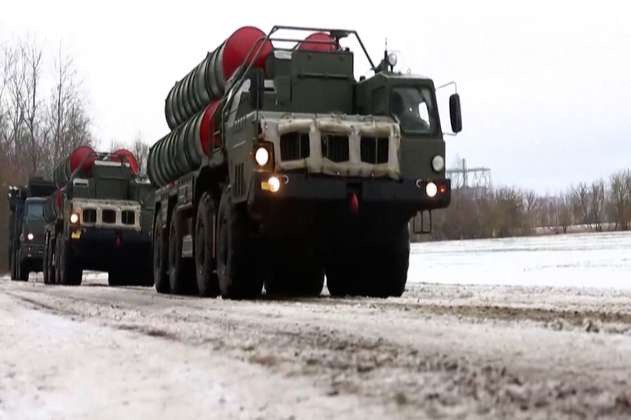 Rusia inicia ejercicios militares en Bielorrusia en plena crisis con Ucrania