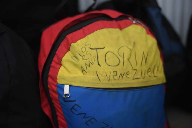 Migrantes venezolanos: así podrán convalidar títulos de estudio en Colombia