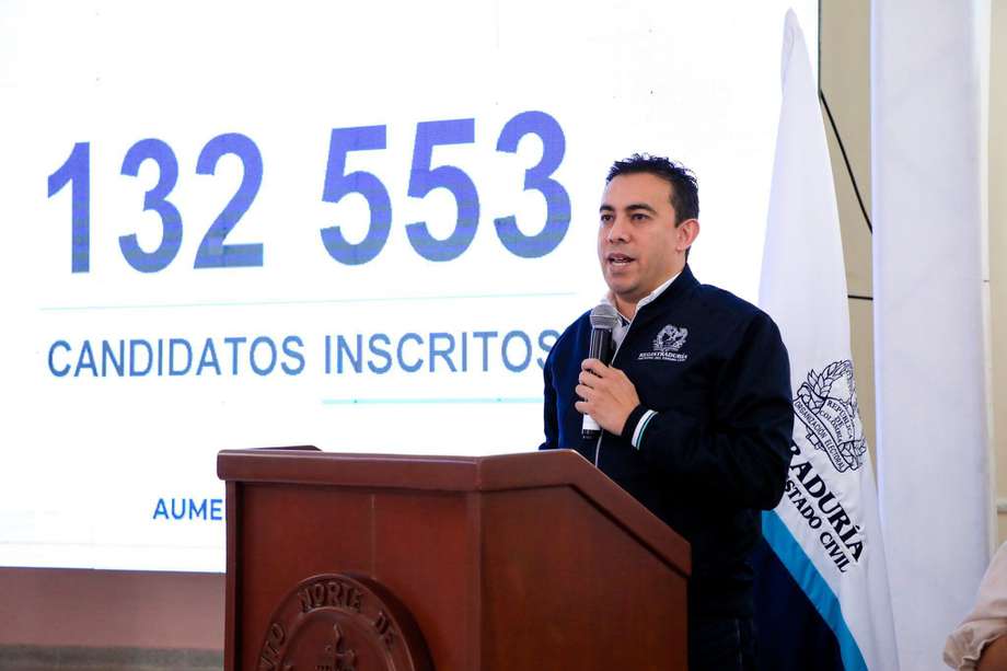 El registrador nacional, Alexander Vega dio un consolidado del número de candidatos para estas elecciones de 2023.