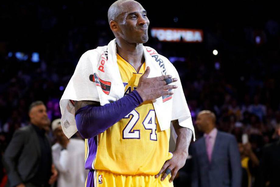 Kobe era un jugador retirado, pero dirigía su propia academia de baloncesto en donde se estrenaba su hija Gianna.