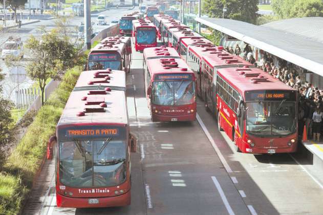 Después de críticas, Peñalosa cambia puntos de licitación para nuevos buses de Transmilenio