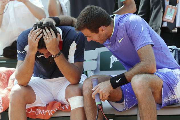 El español Nicolás Almagro rompió en llanto en el Roland Garros