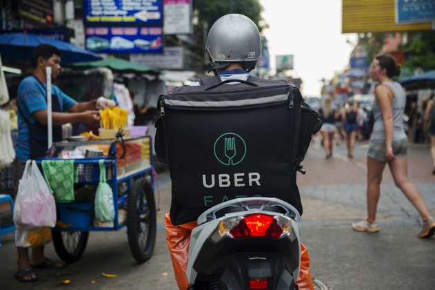 Uber vende sus operaciones en el sudeste asiático a Grab, su mayor competidor en la zona