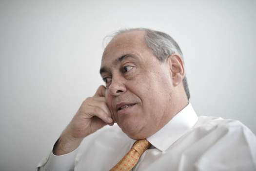 Gómez fue comisionado de paz entre 2000 y 2002 en el gobierno de Andrés Pastrana. También participó en los diálogos de paz con las Farc entre 1998 y 2000. / Archivo
