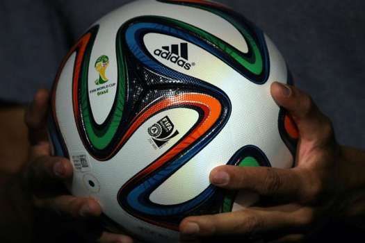 Presentaron a el balón del Mundial Brasil 2014 | EL