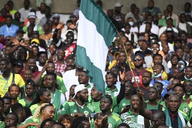 Catar 2022: hinchas de Nigeria invadieron cancha tras eliminación de su selección