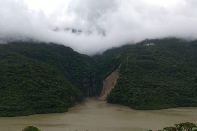 No habría ningún riesgo tras deslizamiento de tierras cerca a Hidroituango, según EPM
