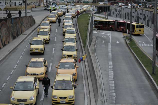 Subsidio a la gasolina para taxistas en septiembre podría costar $17.500 millones