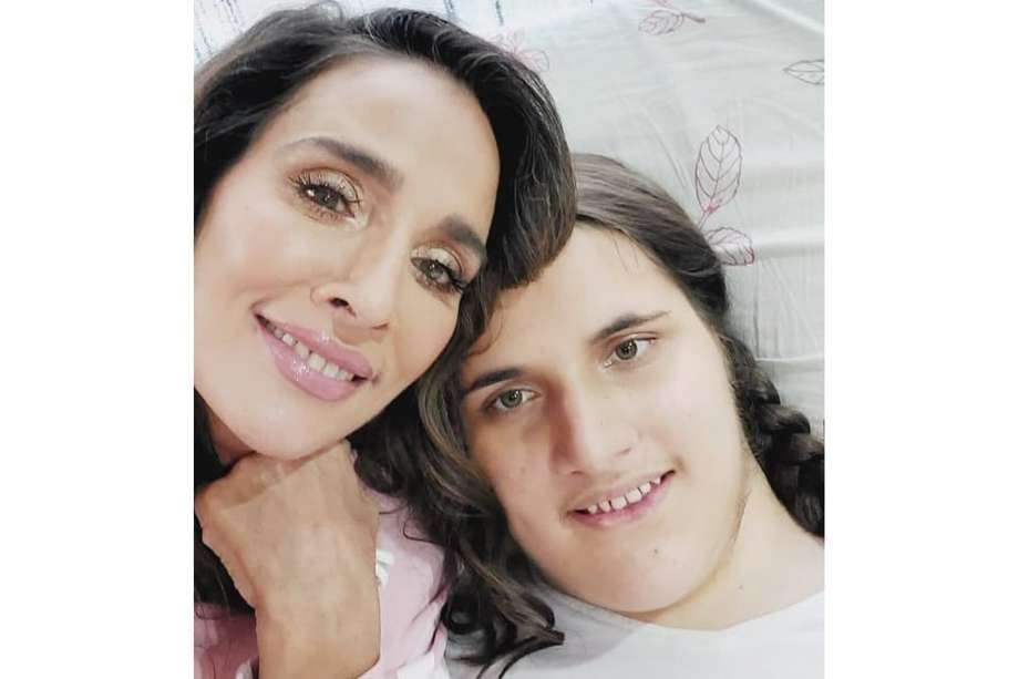 La actriz recibió las cenizas de su hijo Ángelo el miércoles 20 de marzo.