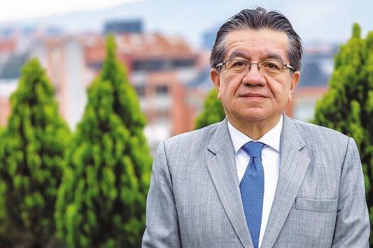Fernando Ruiz se posesionó como ministro de Salud el 3 de marzo. El 6 se identificó el primer caso de COVID-19 en el país. / Cortesía Ministerio de Salud
