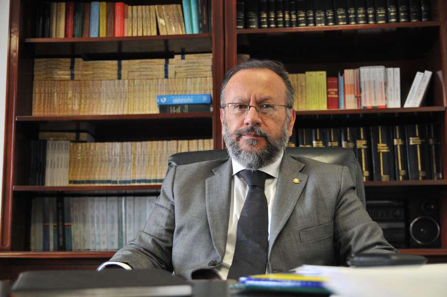 Gustavo Gómez había sido elegido como reemplazo de Martha Lucía Zamora en la Agencia y designado por el Presidente Gustavo Petro a finales de febrero de este año.