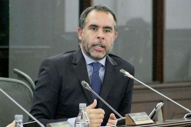 “Hay que hacer un acuerdo nacional, incluyendo a Álvaro Uribe Vélez”: Benedetti