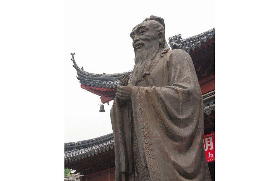 Confucio promovía el aprendizaje continuo para el desarrollo personal y la mejora de la sociedad.
