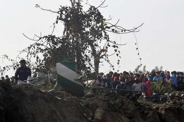 Accidente aéreo en Nepal deja al menos 67 muertos