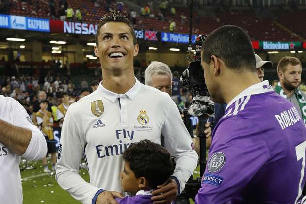 Cristiano Ronaldo ya sería padre de gemelos